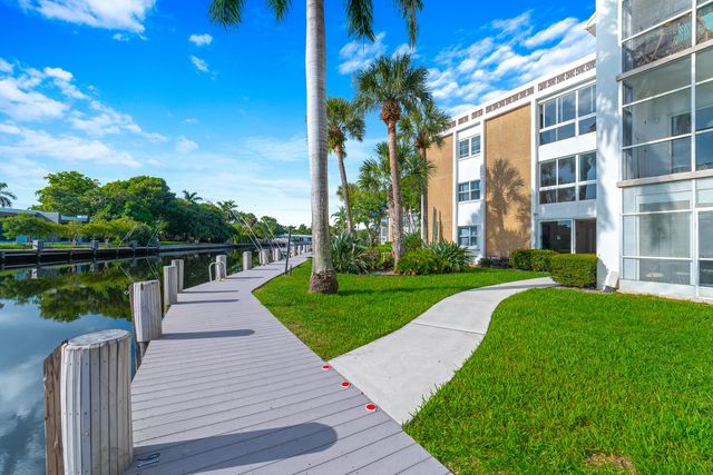 2990 NE 16TH Avenue 304, Oakland Park, FL 33334