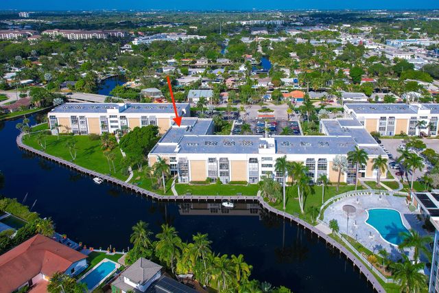 2990 NE 16TH Avenue 304, Oakland Park, FL 33334