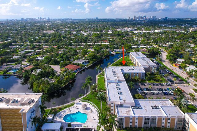 2990 NE 16TH Avenue 304, Oakland Park, FL 33334