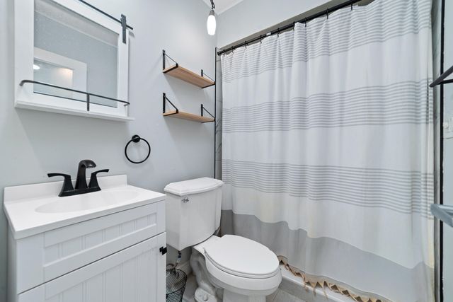 2990 NE 16TH Avenue 304, Oakland Park, FL 33334