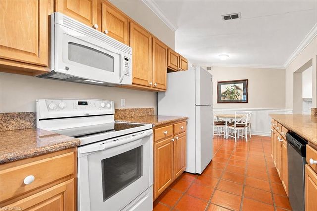 4561 1st AVE SW, Naples, FL 34119