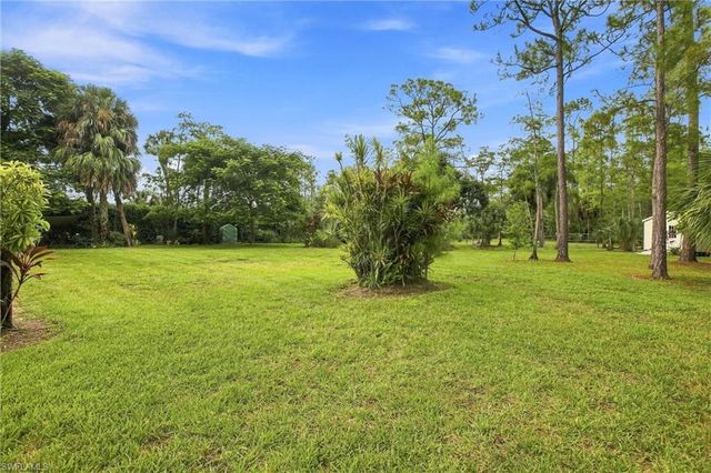 4561 1st AVE SW, Naples, FL 34119