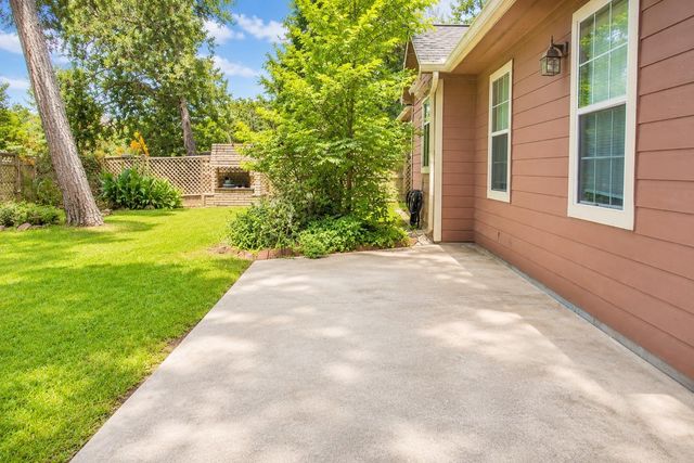 527 Aweigh Drive, Crosby, TX 77532