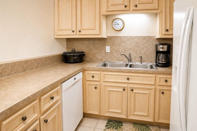 527 Aweigh Drive, Crosby, TX 77532