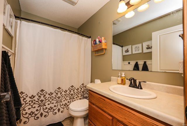 905 N 280 W, Angola, IN 46703