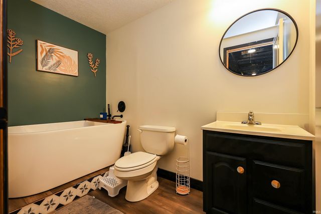 905 N 280 W, Angola, IN 46703