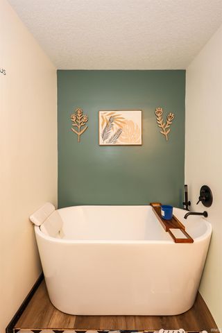 905 N 280 W, Angola, IN 46703