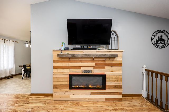 905 N 280 W, Angola, IN 46703