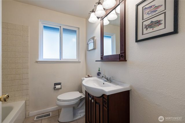 4119 6th Avenue, Tacoma, WA 98406