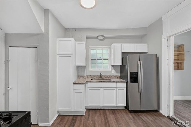 7403 Commonwealth Avenue, St Louis, MO 63143