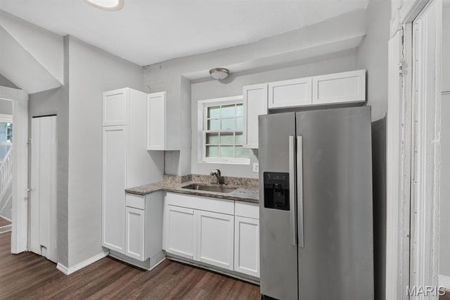 7403 Commonwealth Avenue, St Louis, MO 63143