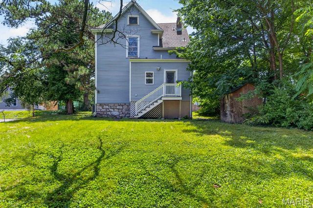 7403 Commonwealth Avenue, St Louis, MO 63143