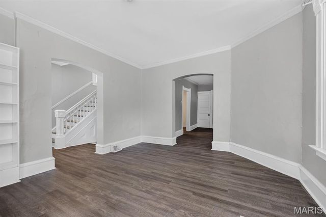 7403 Commonwealth Avenue, St Louis, MO 63143