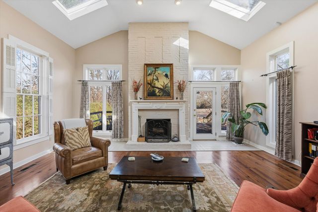 8516 DOGWOOD RD, Germantown, TN 38139