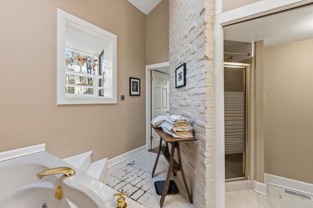 8516 DOGWOOD RD, Germantown, TN 38139