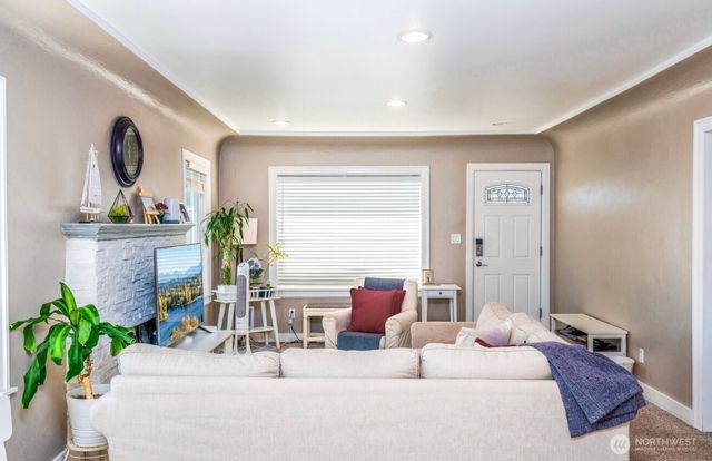 3224 S Lane Street, Seattle, WA 98144