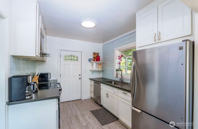 3224 S Lane Street, Seattle, WA 98144