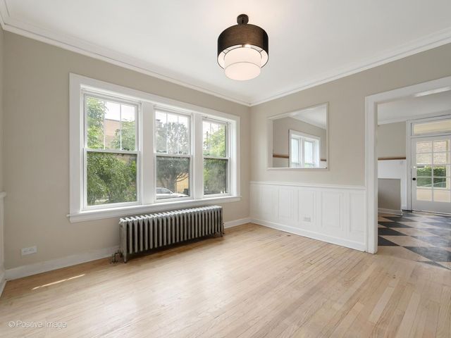 2138 W Cornelia Avenue 1, Chicago, IL 60618