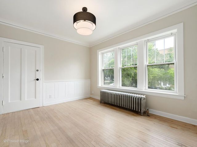 2138 W Cornelia Avenue 1, Chicago, IL 60618