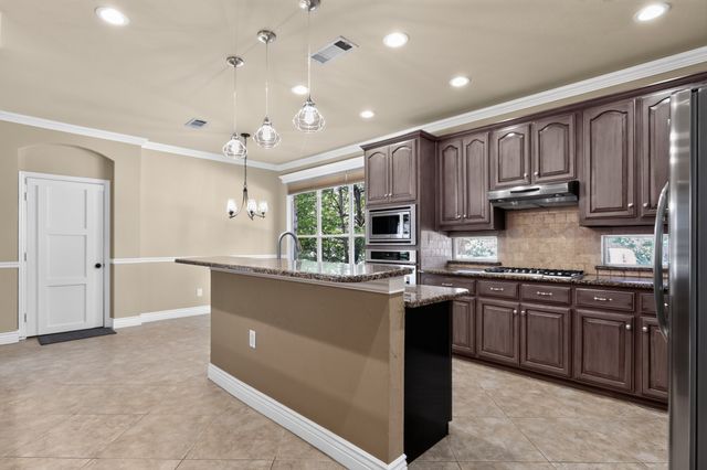 323 Bramble Woods, Keller, TX 76248