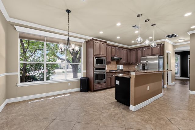 323 Bramble Woods, Keller, TX 76248