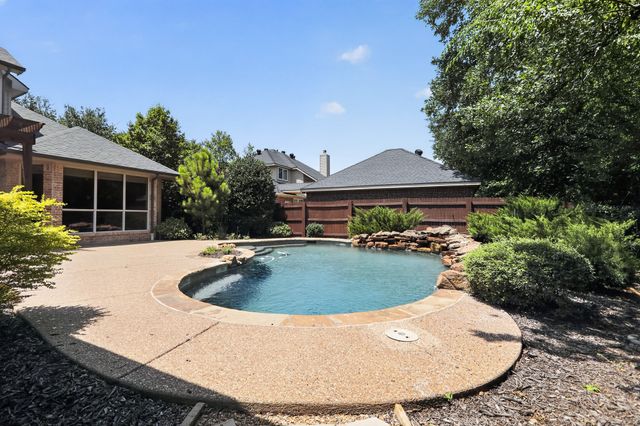 323 Bramble Woods, Keller, TX 76248