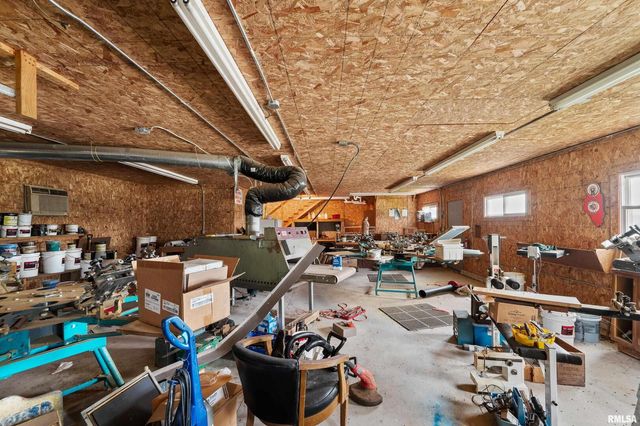 242 S STATE Avenue, Hampton, IL 61256