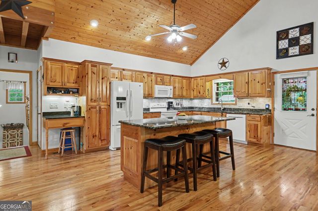 59 Dalton Drive, Dillard, GA 30537