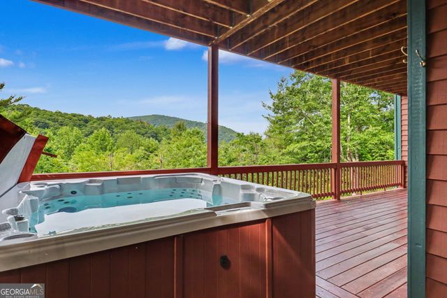 59 Dalton Drive, Dillard, GA 30537