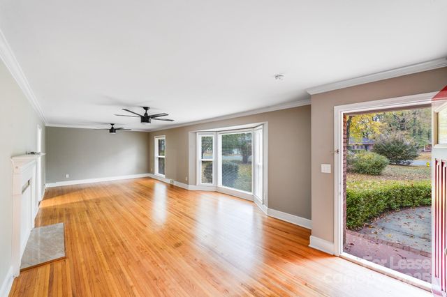 5600 Riviere Drive, Charlotte, NC 28211