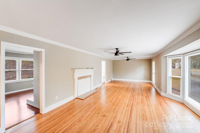 5600 Riviere Drive, Charlotte, NC 28211