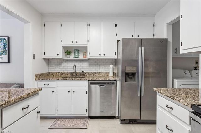 12 Autumn E, Williamsburg, VA 23188