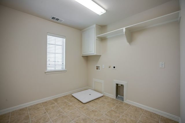 3416 Damsel Sauvage Lane, Lewisville, TX 75056