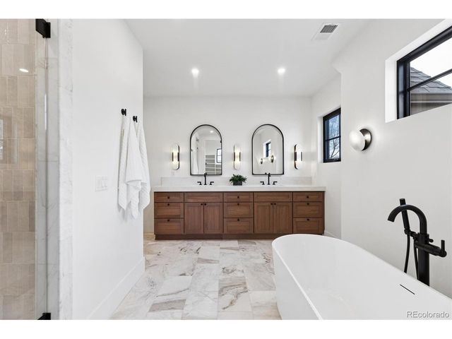 801 S Medea Way, Denver, CO 80209