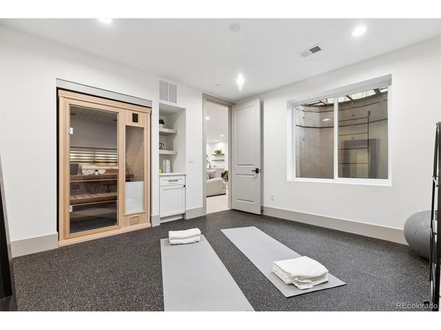 801 S Medea Way, Denver, CO 80209