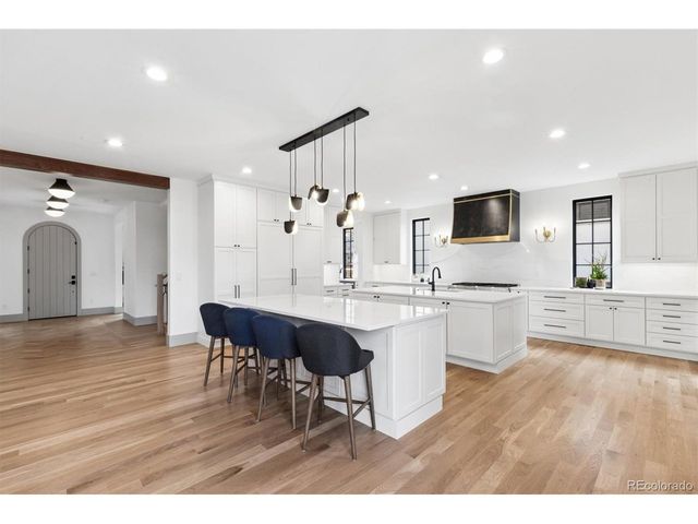 801 S Medea Way, Denver, CO 80209