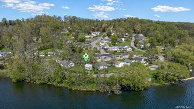 10 Waterford Road, Patterson, NY 12563