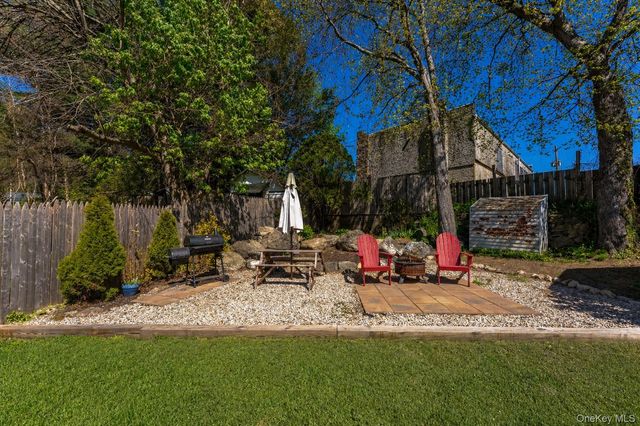 10 Waterford Road, Patterson, NY 12563
