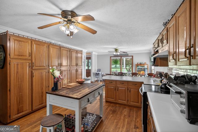 211 Little New York Road, Carrollton, GA 30116
