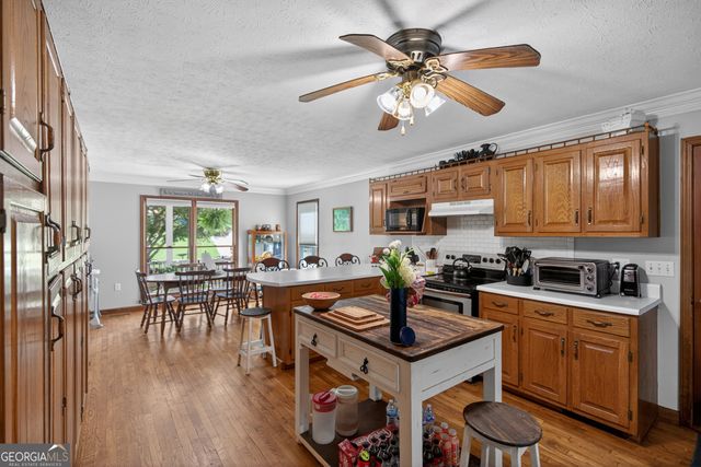 211 Little New York Road, Carrollton, GA 30116