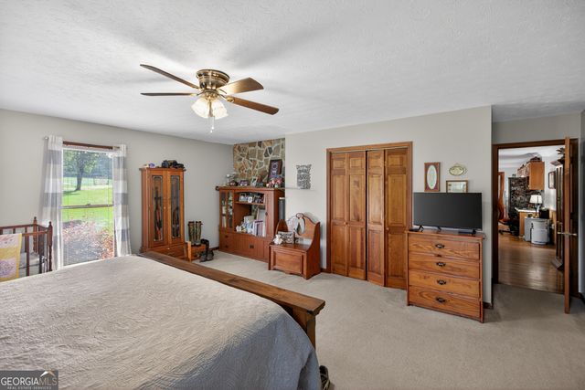 211 Little New York Road, Carrollton, GA 30116