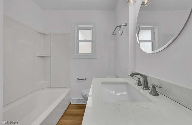 359 Dellwood Road, Avon Lake, OH 44012