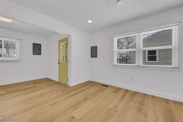 359 Dellwood Road, Avon Lake, OH 44012