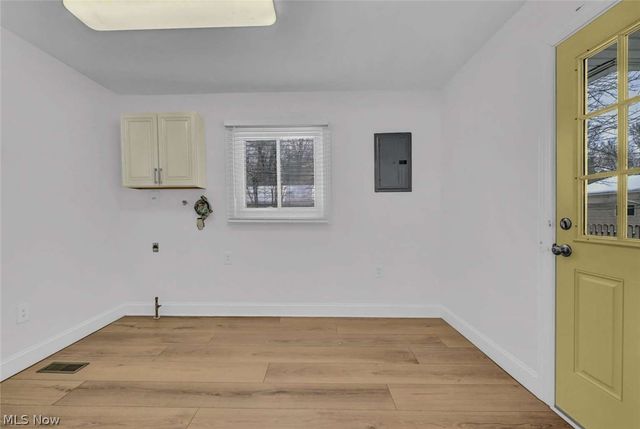 359 Dellwood Road, Avon Lake, OH 44012