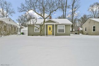 359 Dellwood Road, Avon Lake, OH 44012