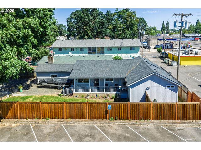 1144 JUNIPER St, Junction City, OR 97448