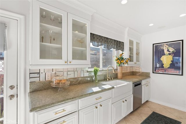 625 Camino Real, Redondo Beach, CA 90277