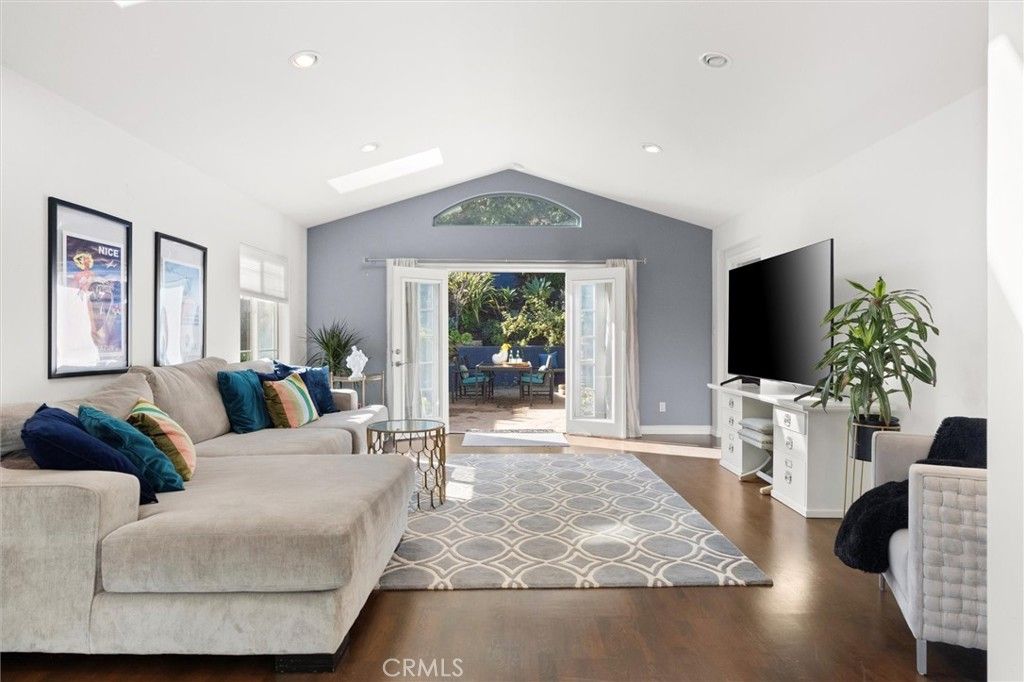 625 Camino Real, Redondo Beach, CA 90277