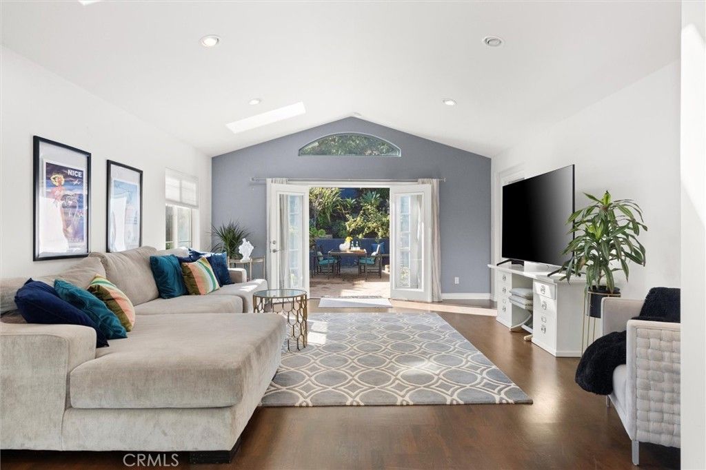 625 Camino Real, Redondo Beach, CA 90277