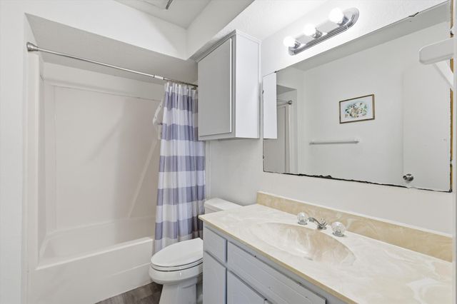 3873 Lois Road E, Sanger, TX 76266